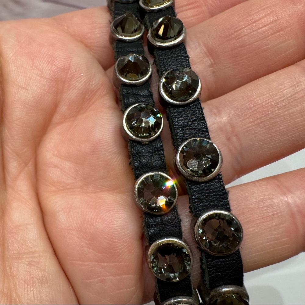 HEET Rockstar Designer Bracelet 2
Black Leather Straps 18 Swarovski
Crystals - Picture 8 of 9